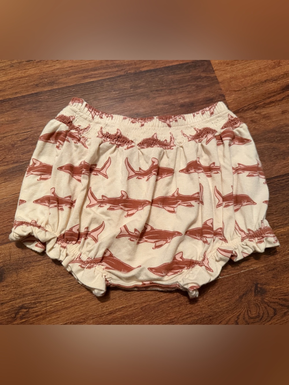 Kate Quinn ‘Cedar Shark’ Bloomer